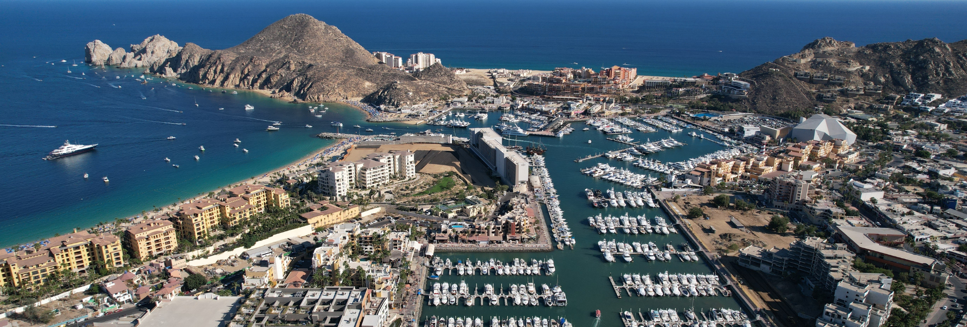 Vista Aerea De Los Cabos