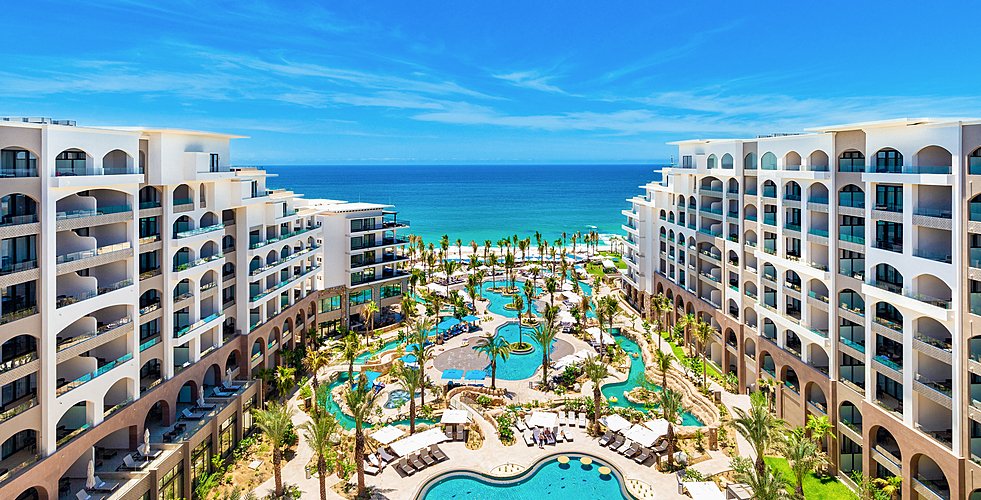 30 Insanely Cheap Black Friday Travel Deals