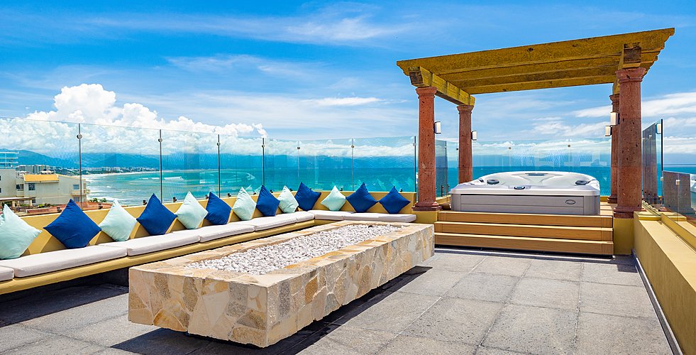 Penthouse, Private Chef, Fireworks: The New Romance Playbook in Mexico