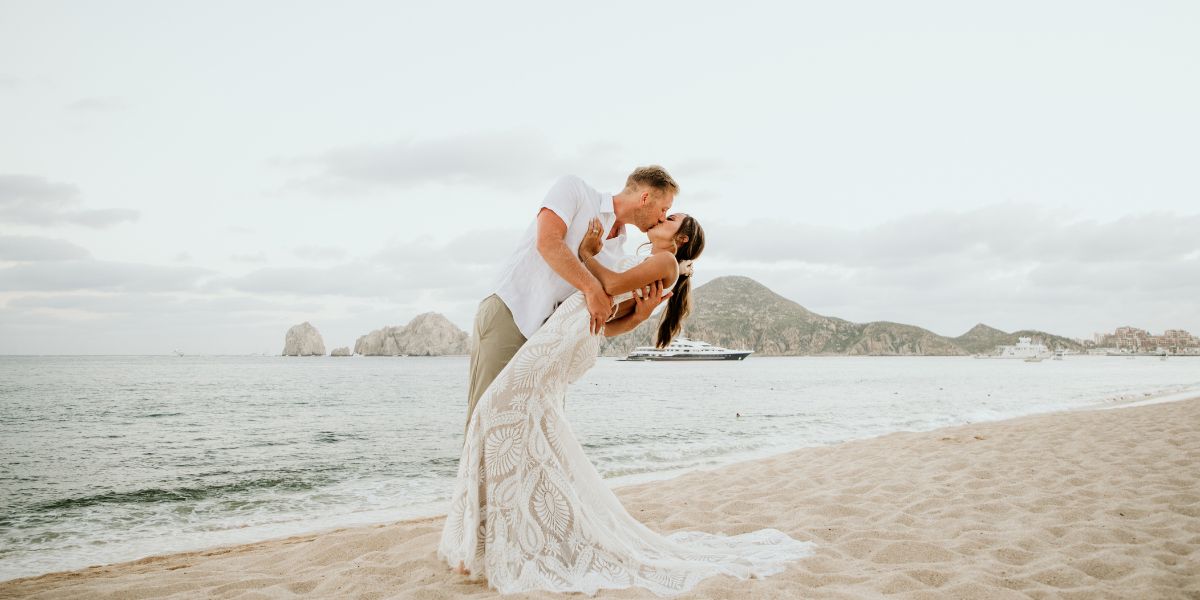 Best tips for a beach wedding in Los Cabos