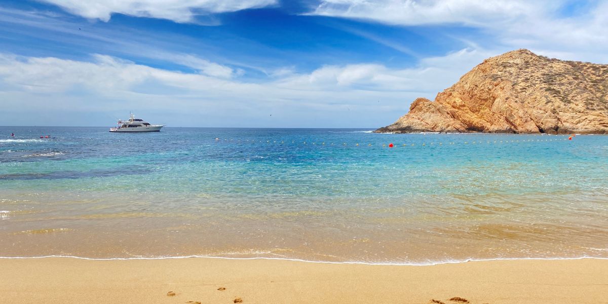 Playa Santa Maria es de las mejores playas para nadar en Los Cabos