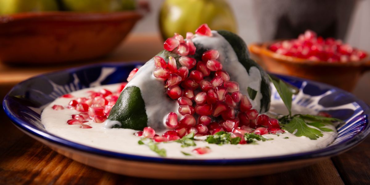 Delicious Mexican dish chile en nogada