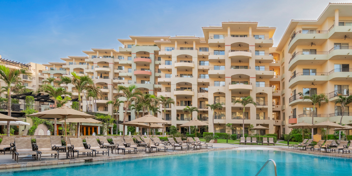 Hotels in Cabo San Lucas close to the Arch and Lover’s Beach