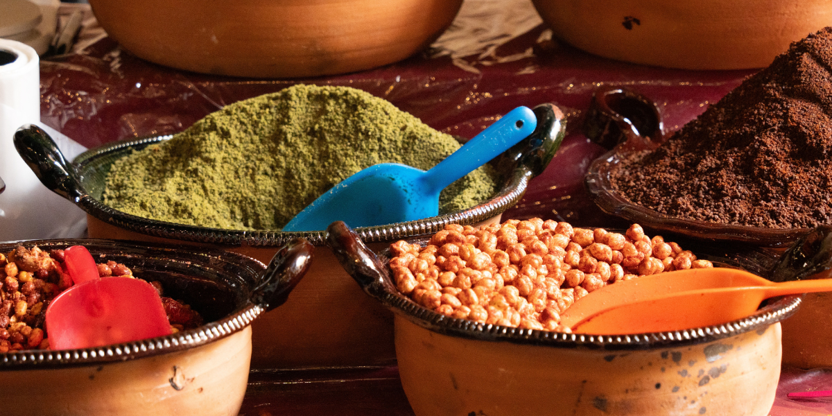 cuales son los ingredientes para hacer mole