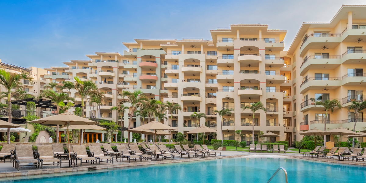 Hotel with packages for couples in Cabo Mexico